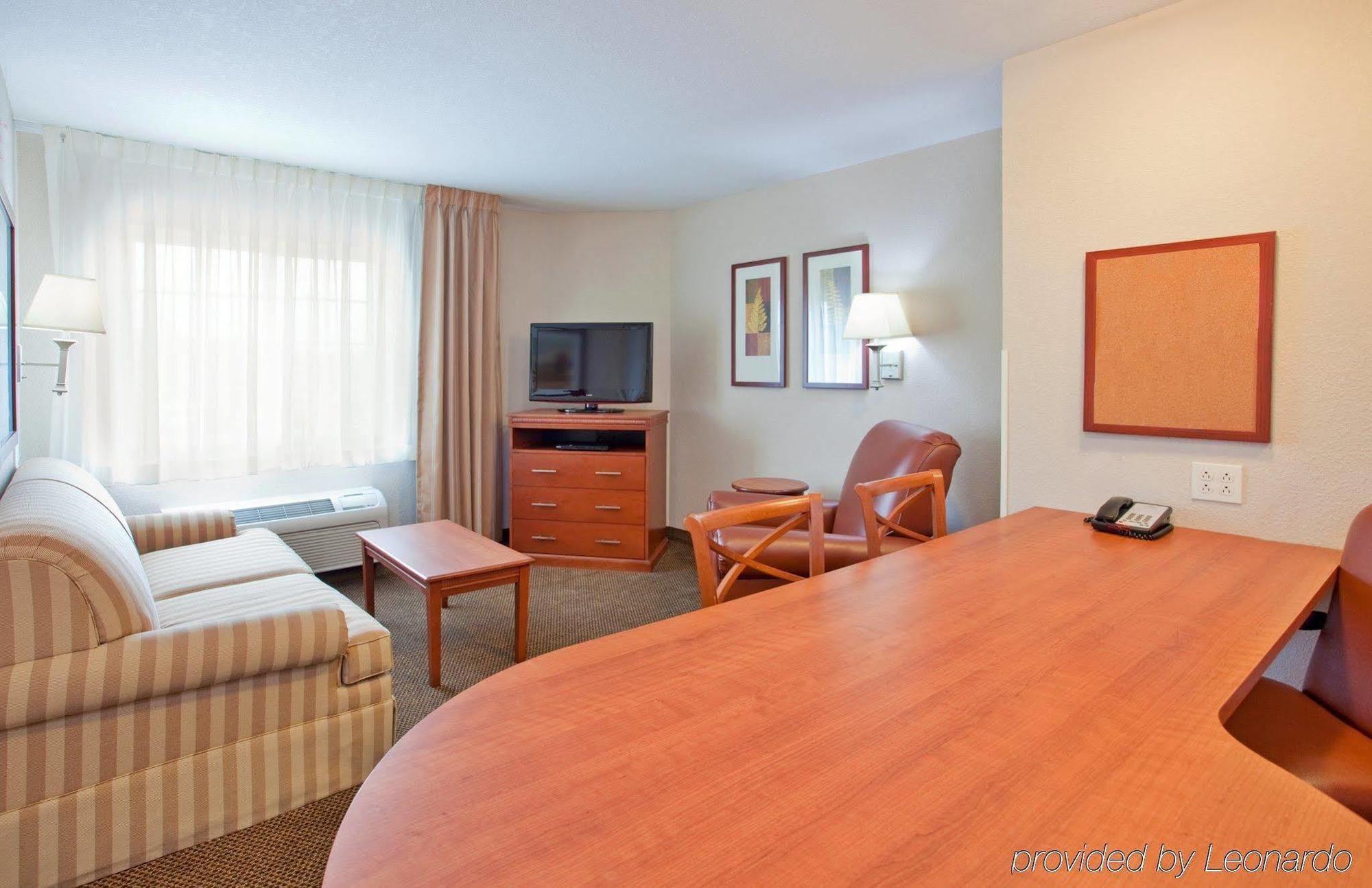 Candlewood Suites Kansas City Airport Phòng bức ảnh