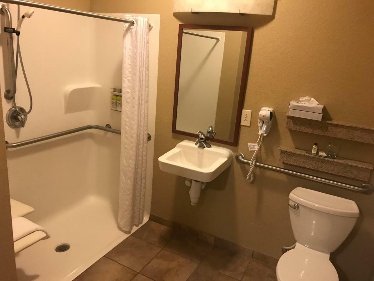 Candlewood Suites Kansas City Airport Ngoại thất bức ảnh