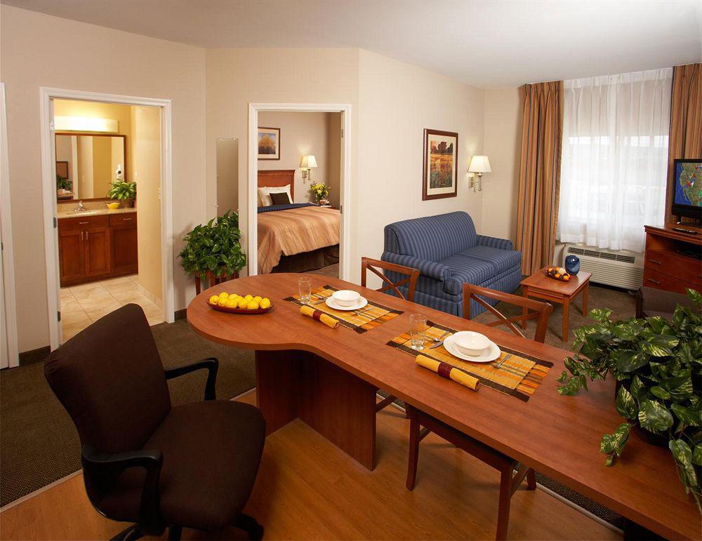 Candlewood Suites Kansas City Airport Phòng bức ảnh