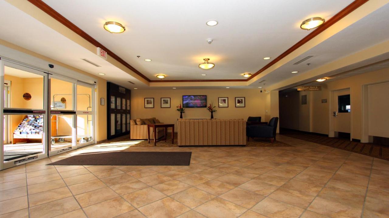 Candlewood Suites Kansas City Airport Ngoại thất bức ảnh